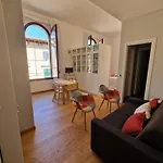 Nocleg ze śniadaniem Five Roses 4*