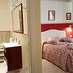 Five Roses Bed & Breakfast 4*