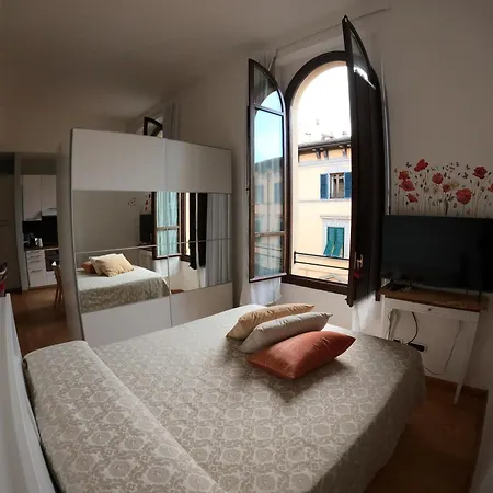 Five Roses Bed & Breakfast