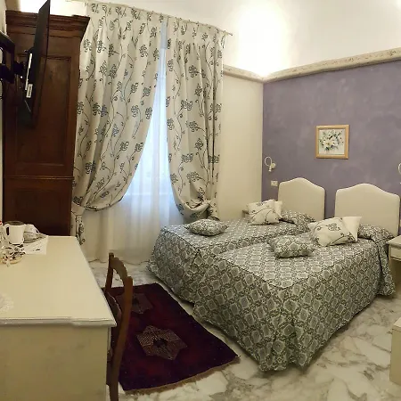 Five Roses 4*