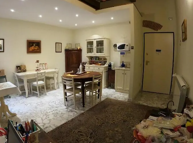 Bed and breakfast Five Roses