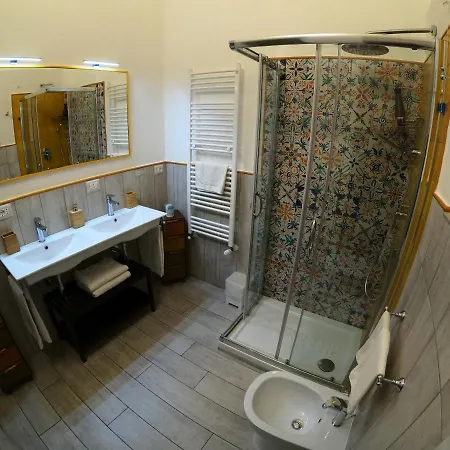 Bed and Breakfast Five Roses Πίζα