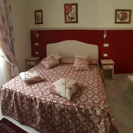 Five Roses Bed and Breakfast