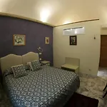 Five Roses Bed and Breakfast 4*