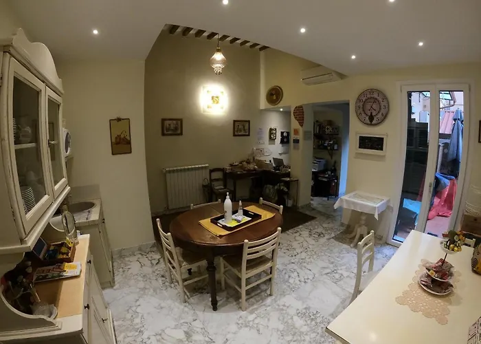 Nocleg ze śniadaniem Five Roses